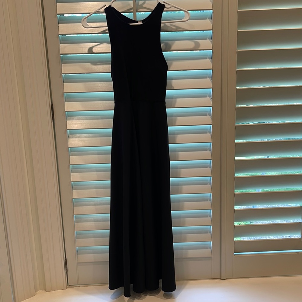 Athleta dress with key hole back